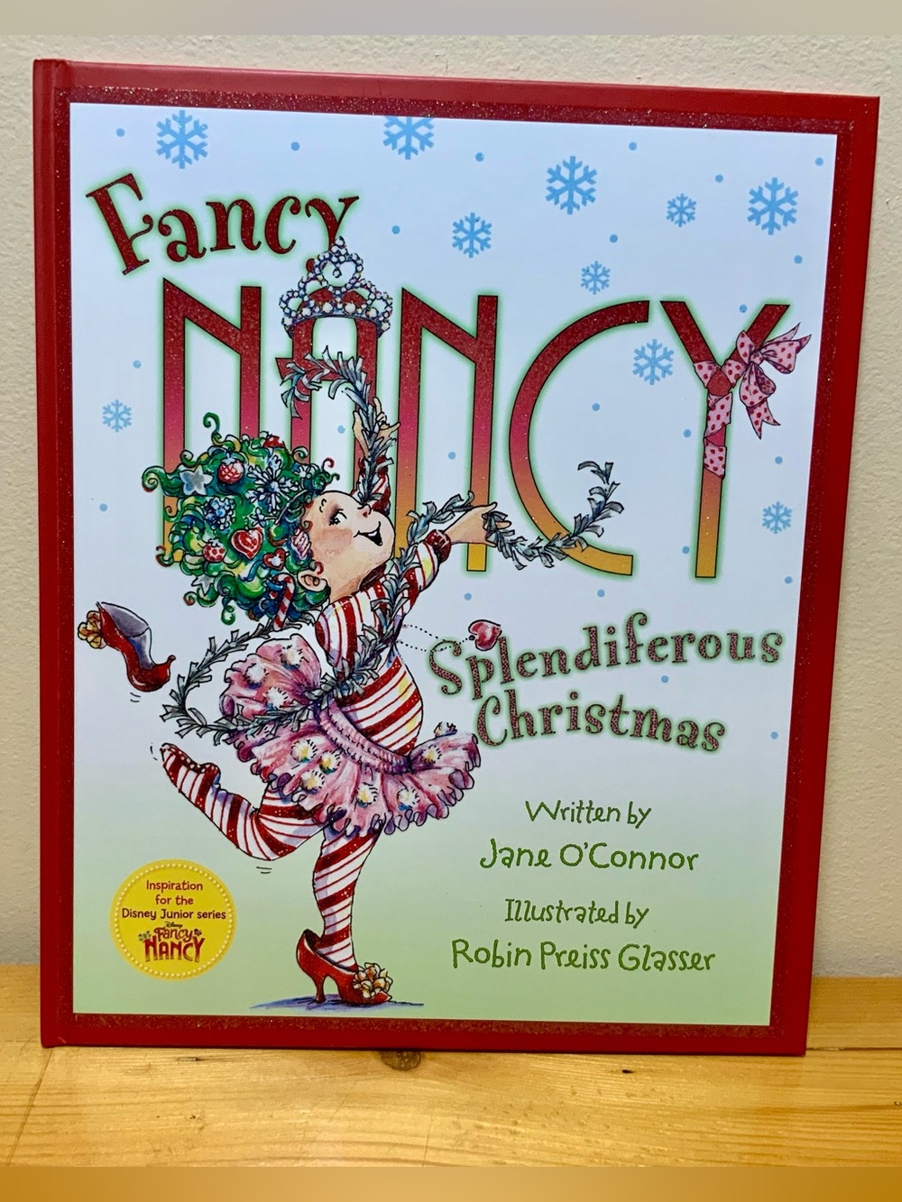 Fancy Nancy Splendiferous Christmas